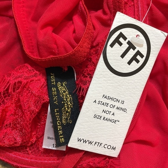 Fashion to Figure FTF red lace bodysuit 1 - Picture 7 of 7